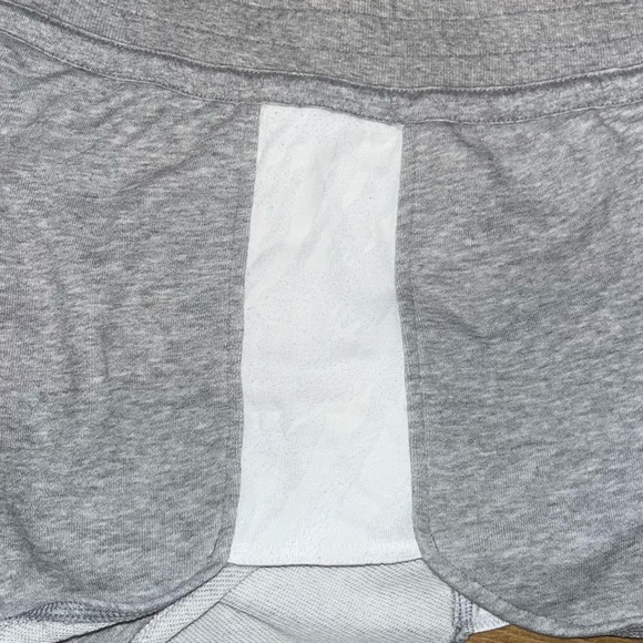 Adidas sportswear/loungewear shorts
White tiger stripes pattern on each side - Picture 3 of 3